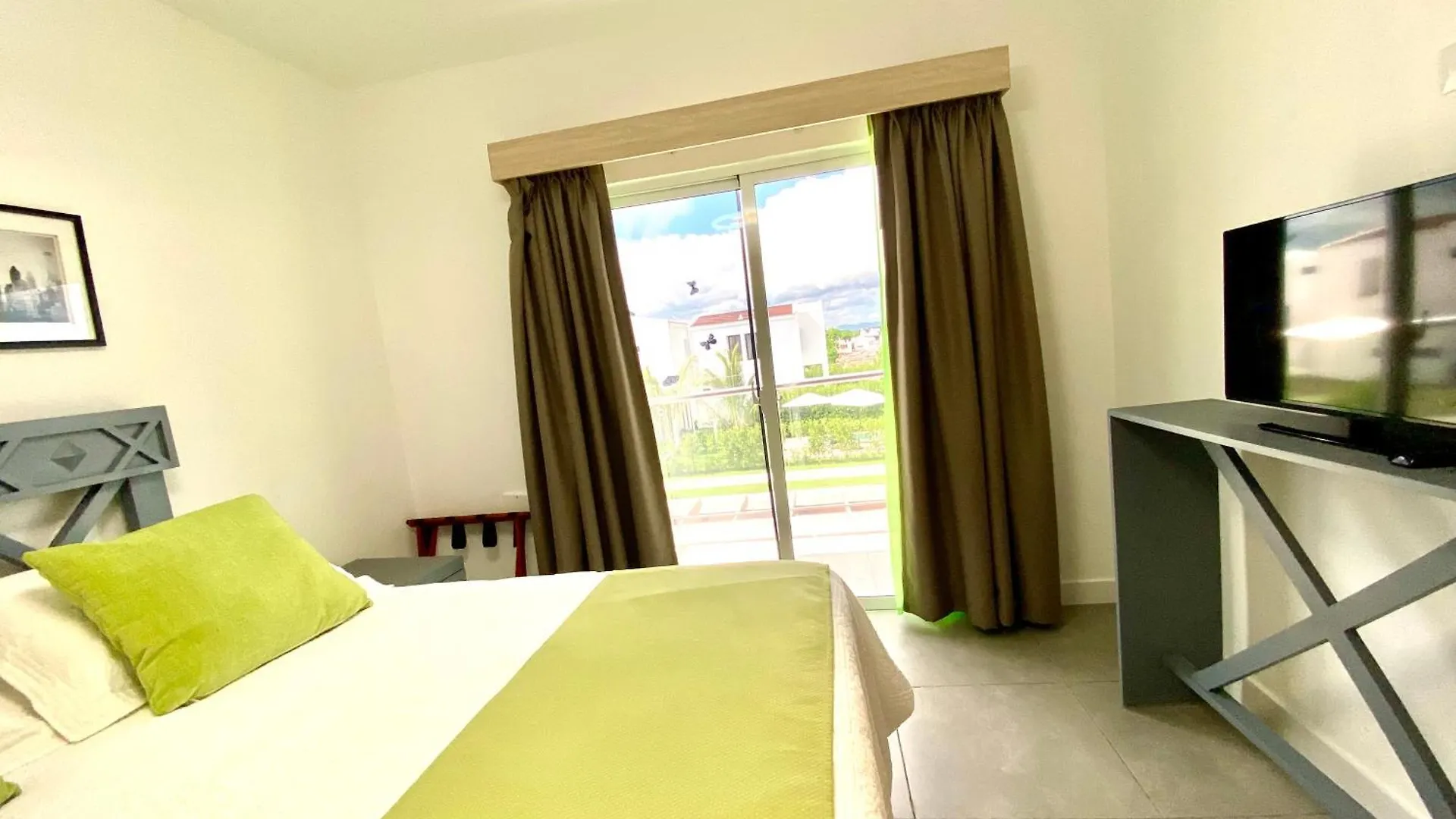 Luxury Villa With Pool And Beach Vista Cana Golf Course Пунта-Кана